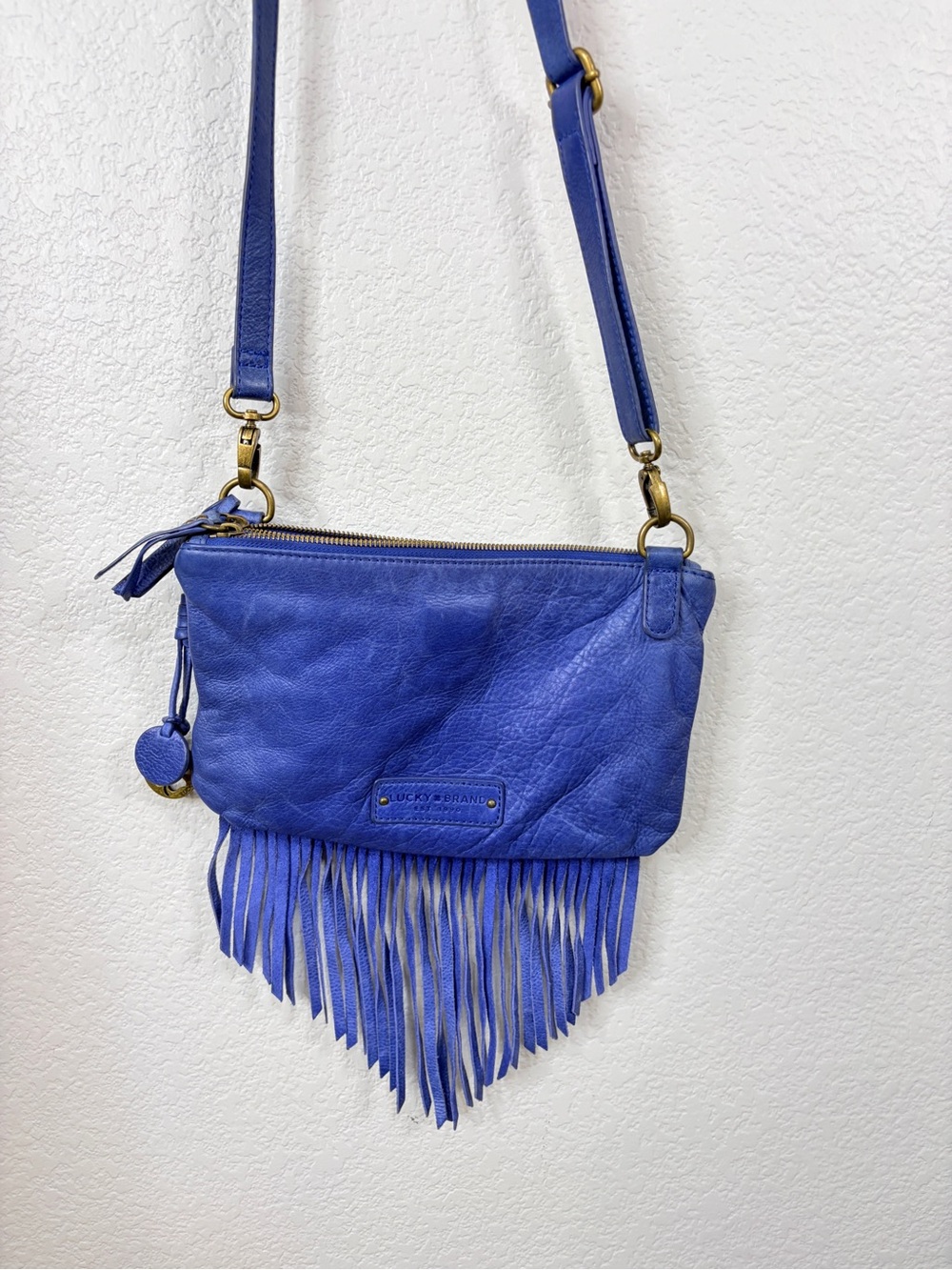 Lucky Brand Cobalt Blue Leather Fringe Crossbody Bag - Picture 4 of 9